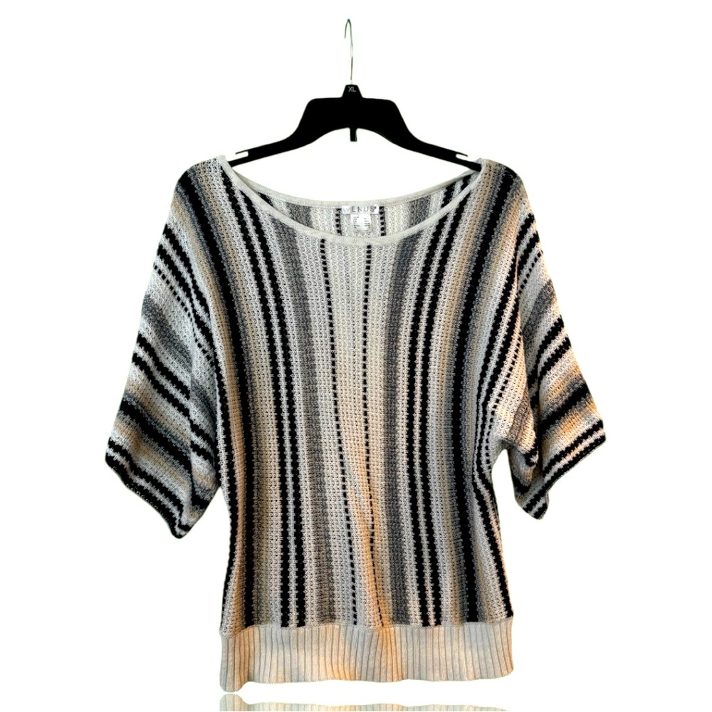 Knit top